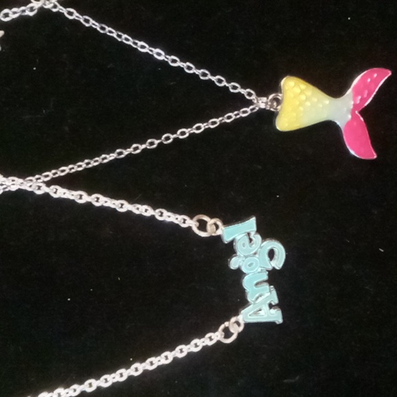 Girls bundle of 6 necklaces 14 ,16,18 inches long beaded are Expandable. - Picture 3 of 8